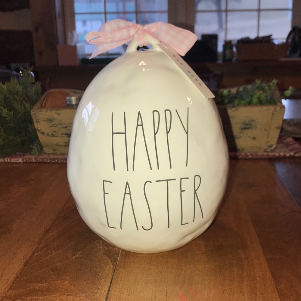 Rae Dunn “Happy Easter” egg